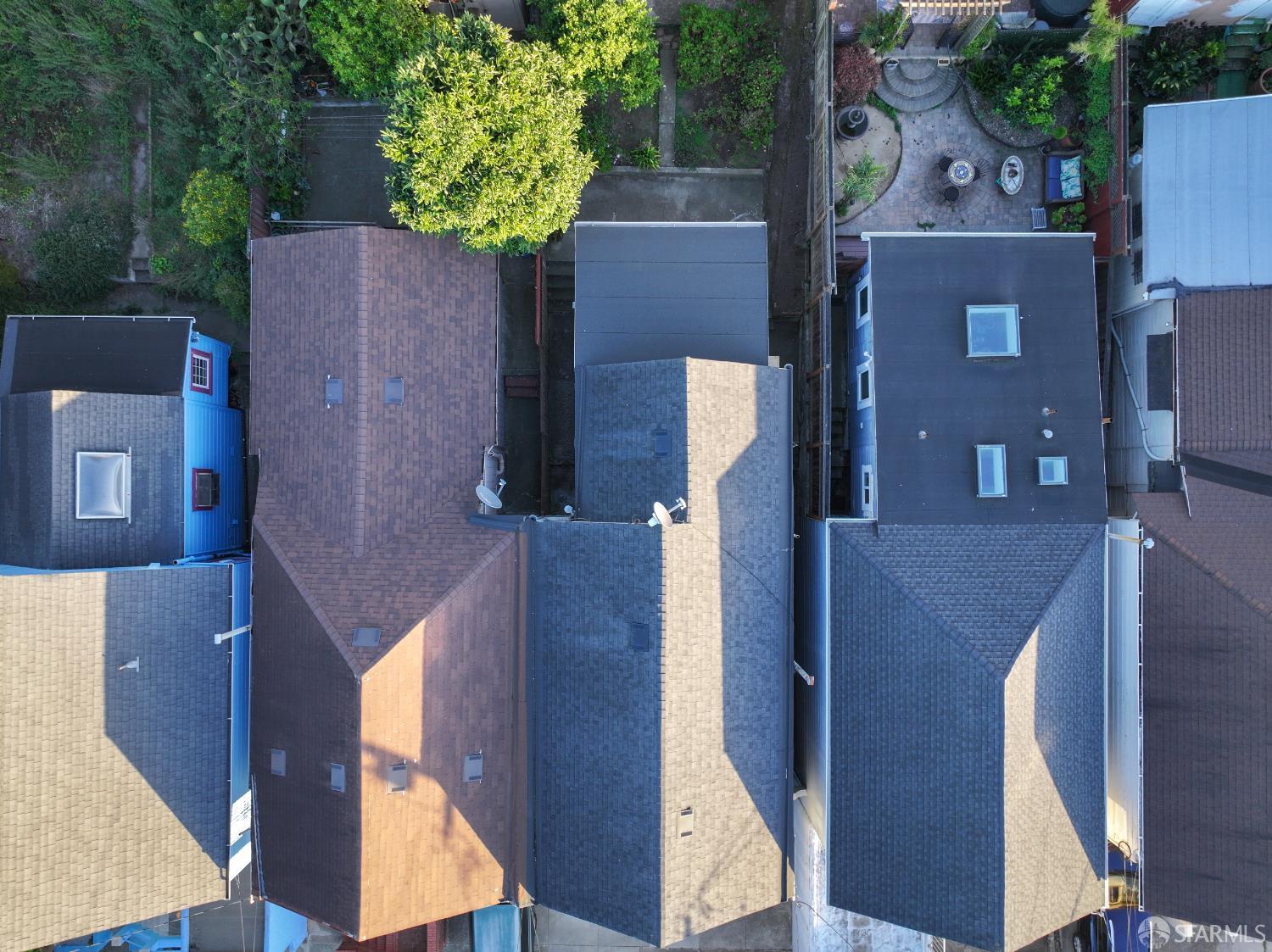 Detail Gallery Image 21 of 28 For 153 Madrid St, San Francisco,  CA 94112 - 3 Beds | 1 Baths