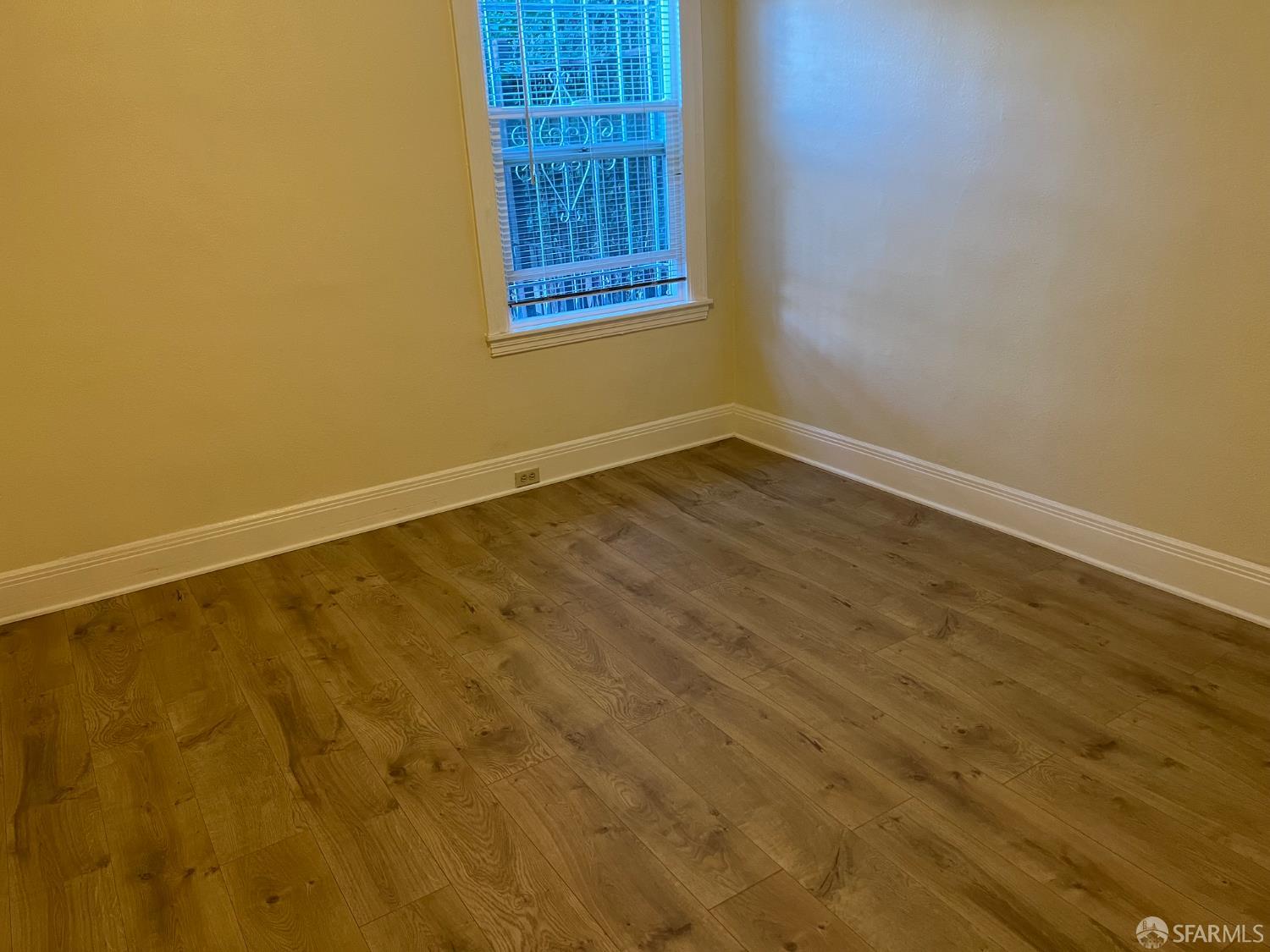 Detail Gallery Image 6 of 8 For 1702 26th Ave, Oakland,  CA 94601 - 3 Beds | 2 Baths