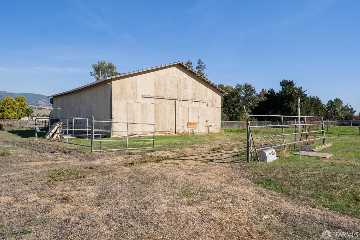 Detail Gallery Image 35 of 49 For 12550 Center Ave, San Martin,  CA 95046 - 3 Beds | 2 Baths