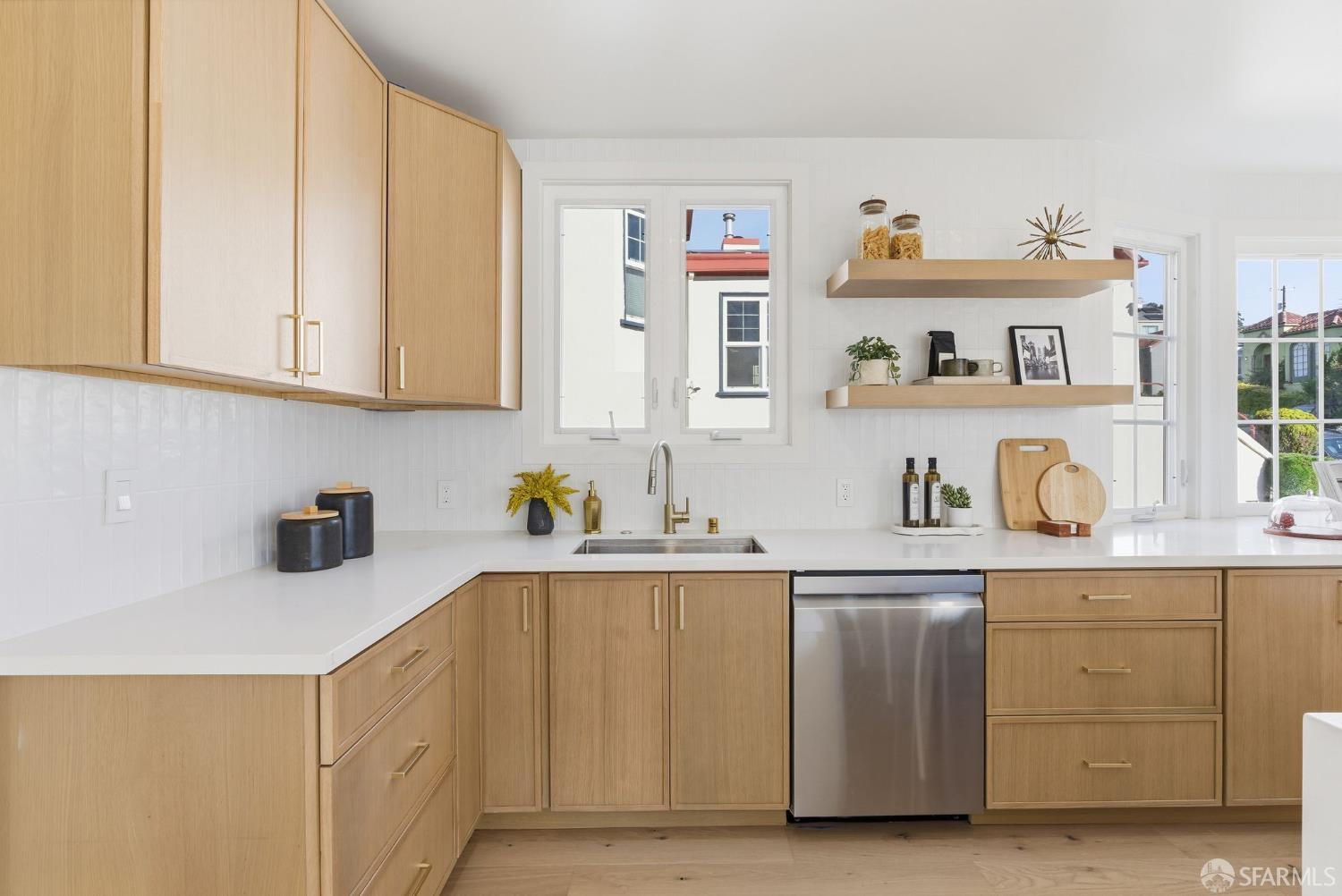 Detail Gallery Image 13 of 38 For 315 Colon Ave, San Francisco,  CA 94127 - 3 Beds | 2 Baths