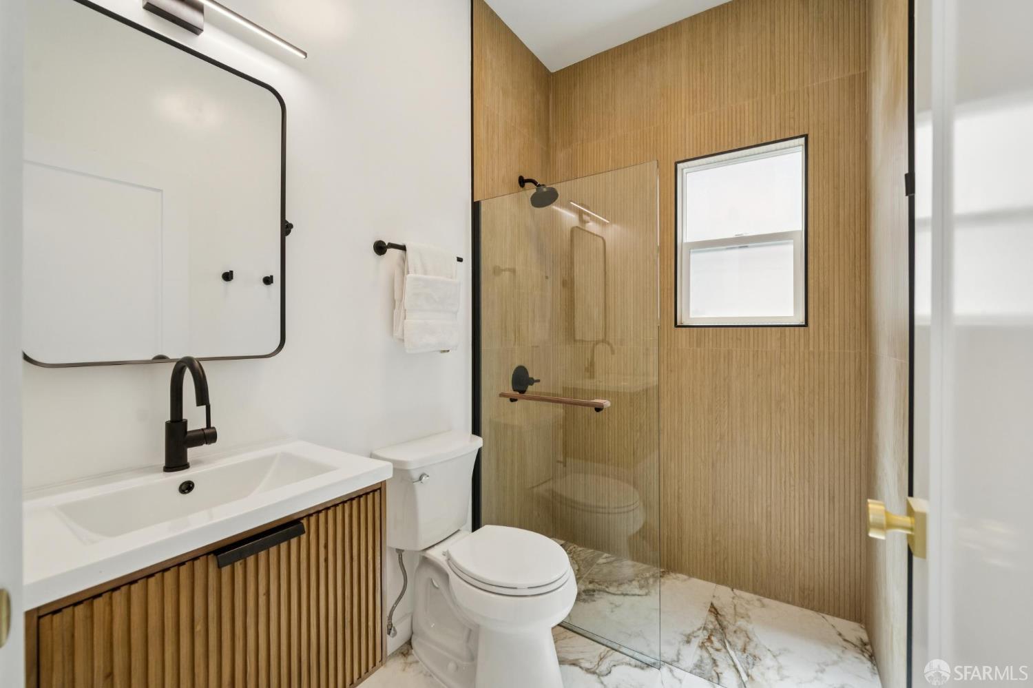 Detail Gallery Image 17 of 26 For 2926 25th St #2928,  San Francisco,  CA 94110 - 3 Beds | 2 Baths