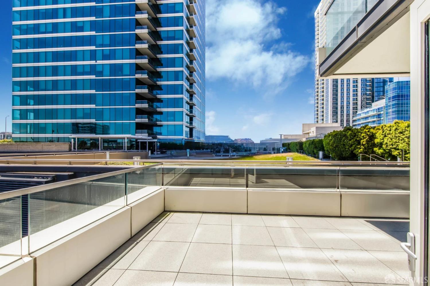 Photo #12: 425085947 Listing: Photo #12