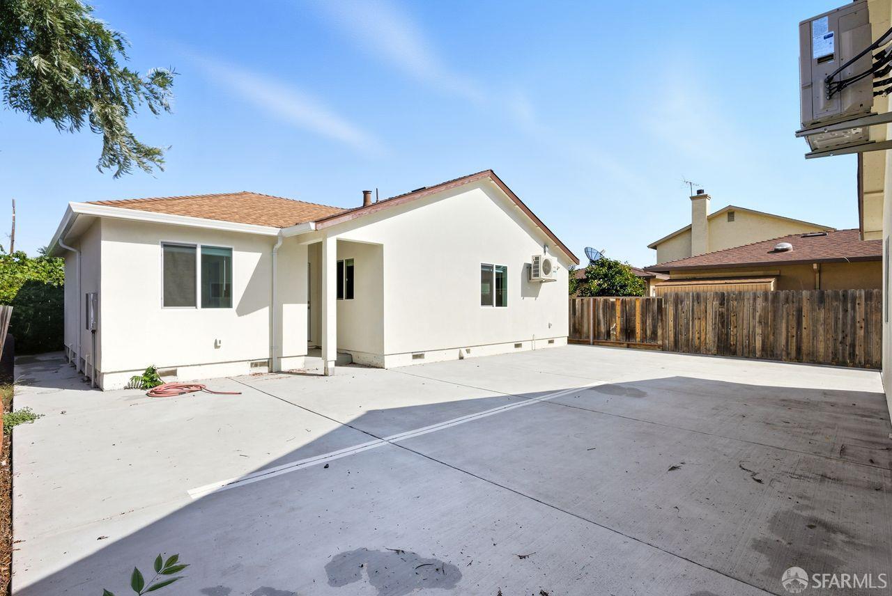 Detail Gallery Image 7 of 50 For 264 N 34th St, San Jose,  CA 95116 - 8 Beds | 4 Baths