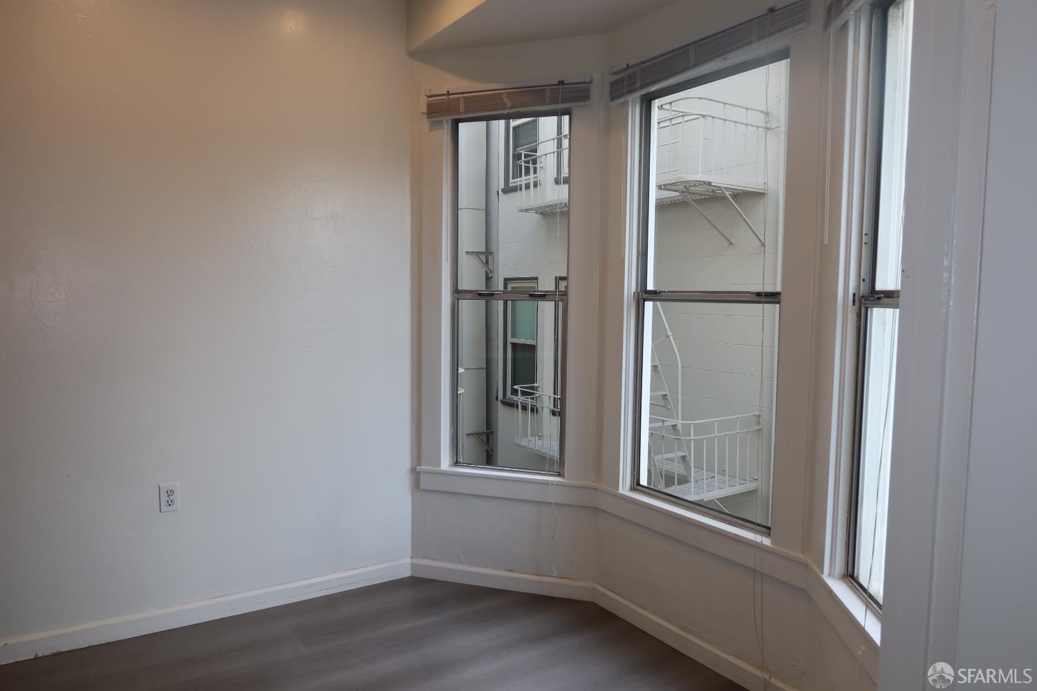 Detail Gallery Image 9 of 15 For 3315 Steiner St #7,  San Francisco,  CA 94123 - 0 Beds | 1 Baths