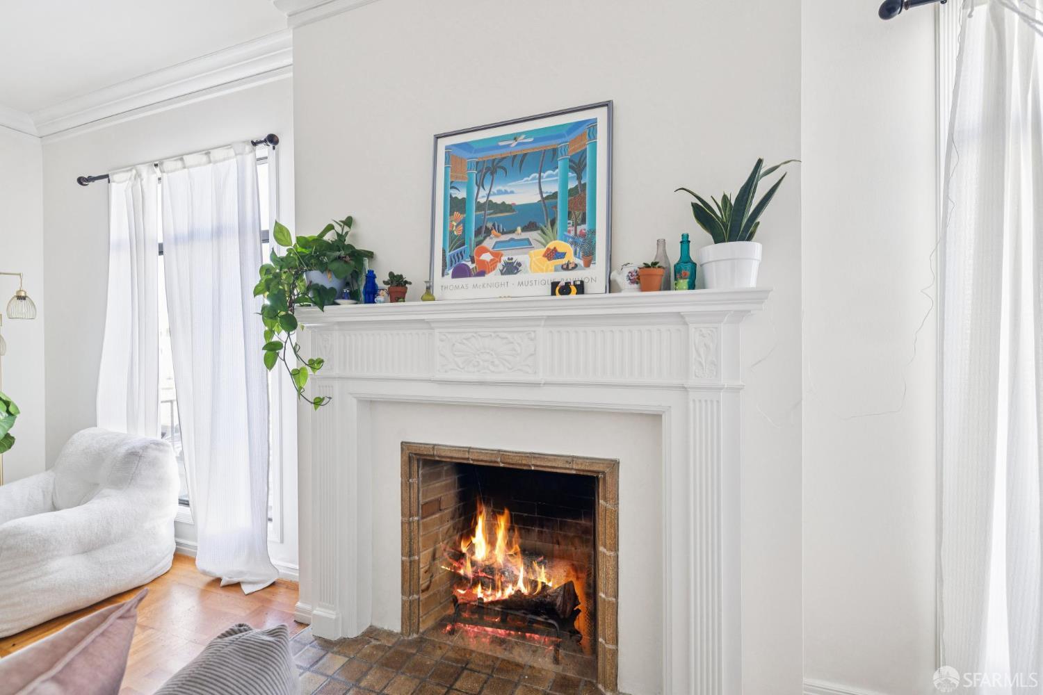 Detail Gallery Image 9 of 18 For 3537 Fillmore St, San Francisco,  CA 94123 - – Beds | – Baths