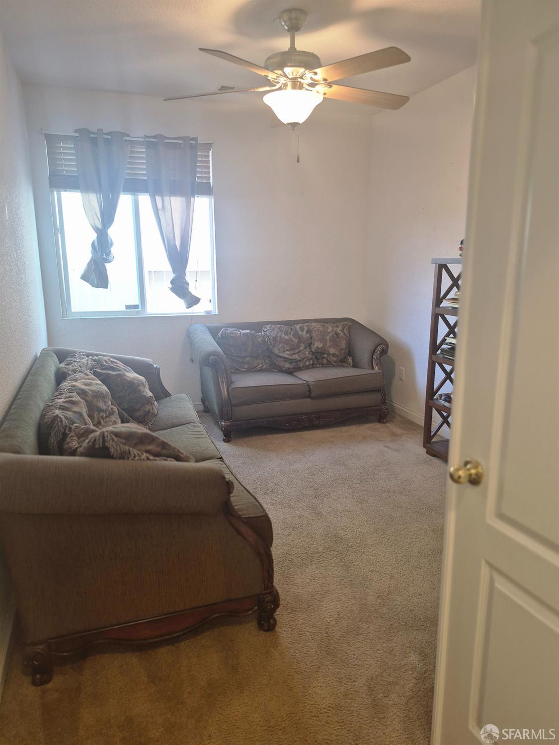 Detail Gallery Image 24 of 40 For 917 Promenade Dr, Pittsburg,  CA 94565 - 5 Beds | 2 Baths