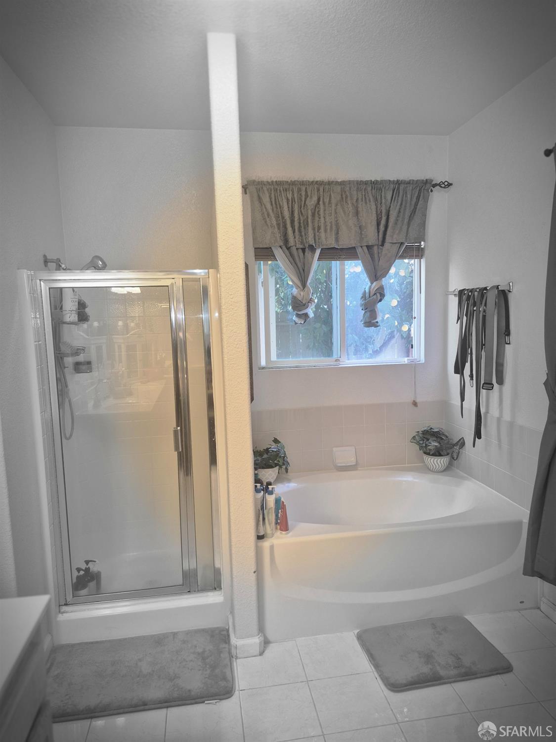 Detail Gallery Image 15 of 40 For 917 Promenade Dr, Pittsburg,  CA 94565 - 5 Beds | 2 Baths