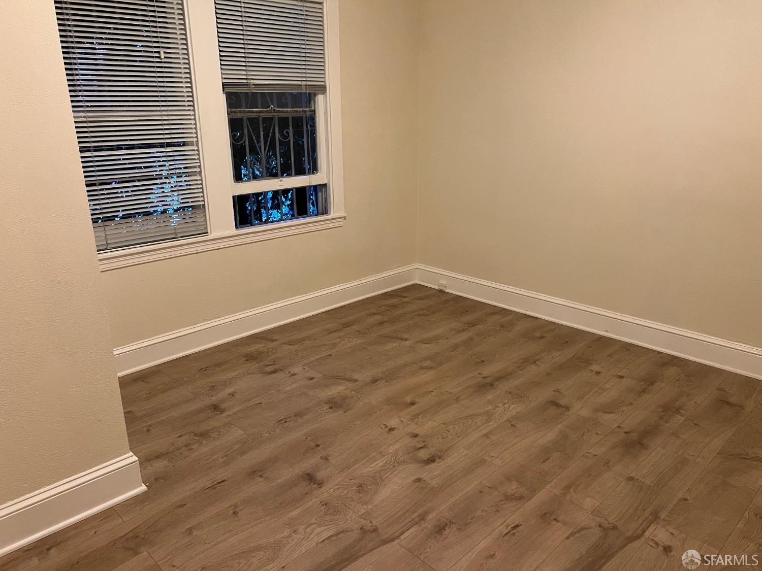 Detail Gallery Image 5 of 8 For 1702 26th Ave, Oakland,  CA 94601 - 3 Beds | 2 Baths