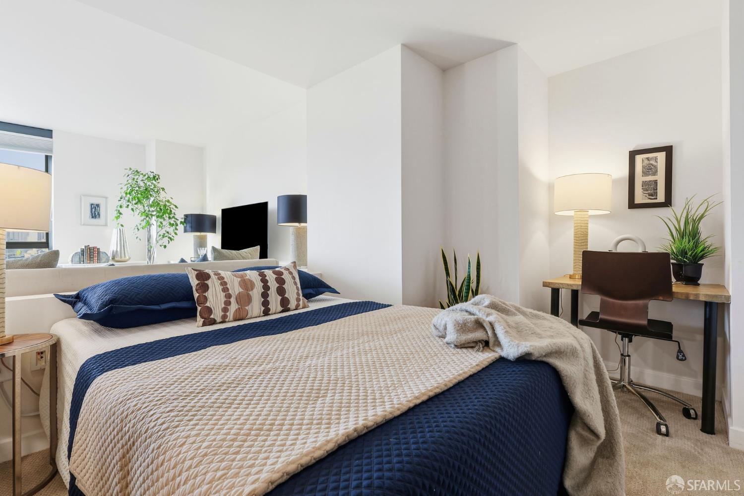 Photo #5: 425086313 Listing: Photo #5