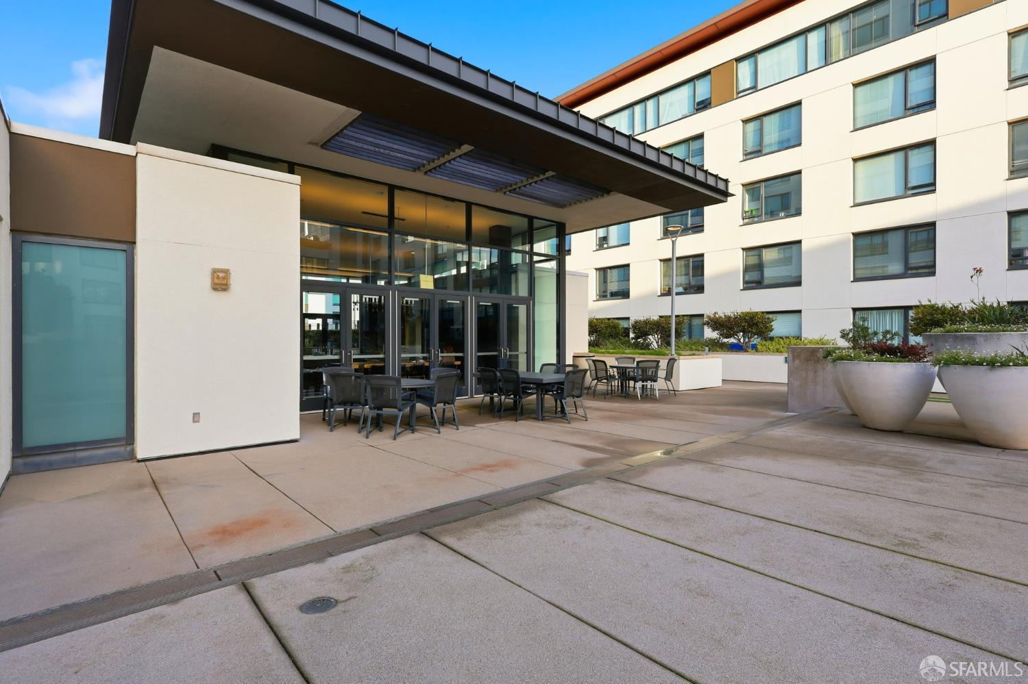 Photo #12: 425086313 Listing: Photo #12