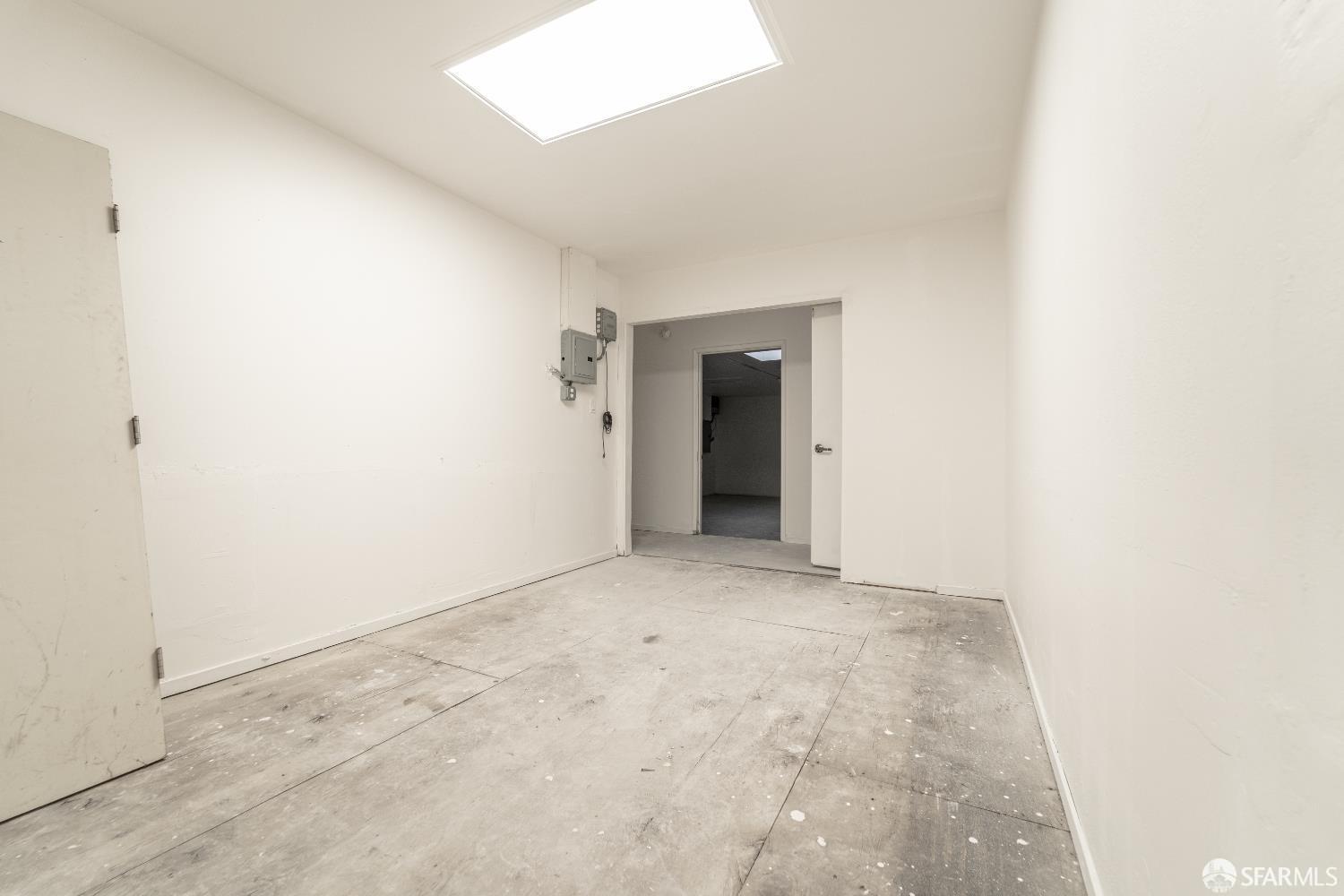 Detail Gallery Image 10 of 14 For 2748 San Bruno Ave, San Francisco,  CA 94134 - – Beds | – Baths