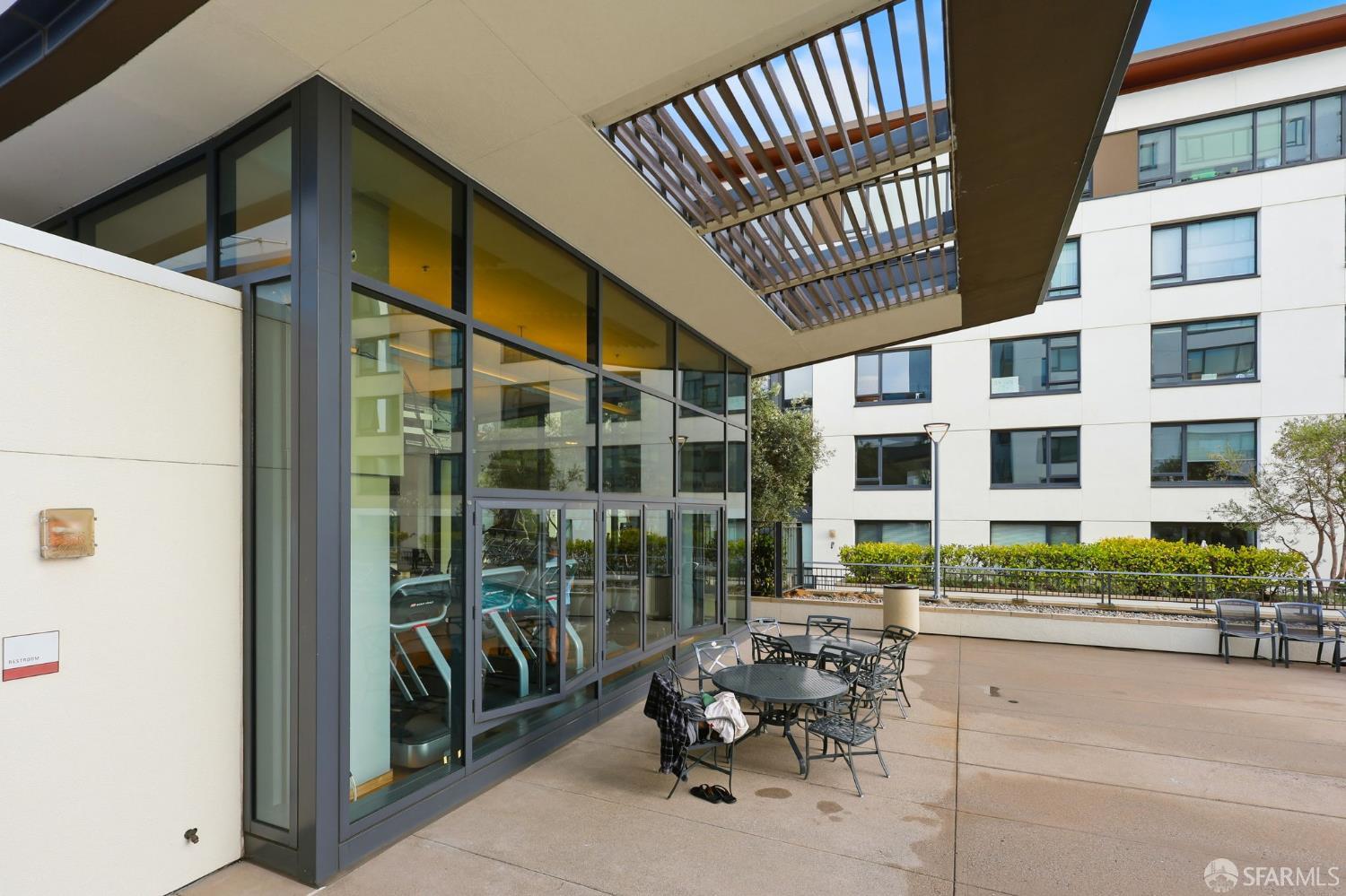 Photo #13: 425086313 Listing: Photo #13