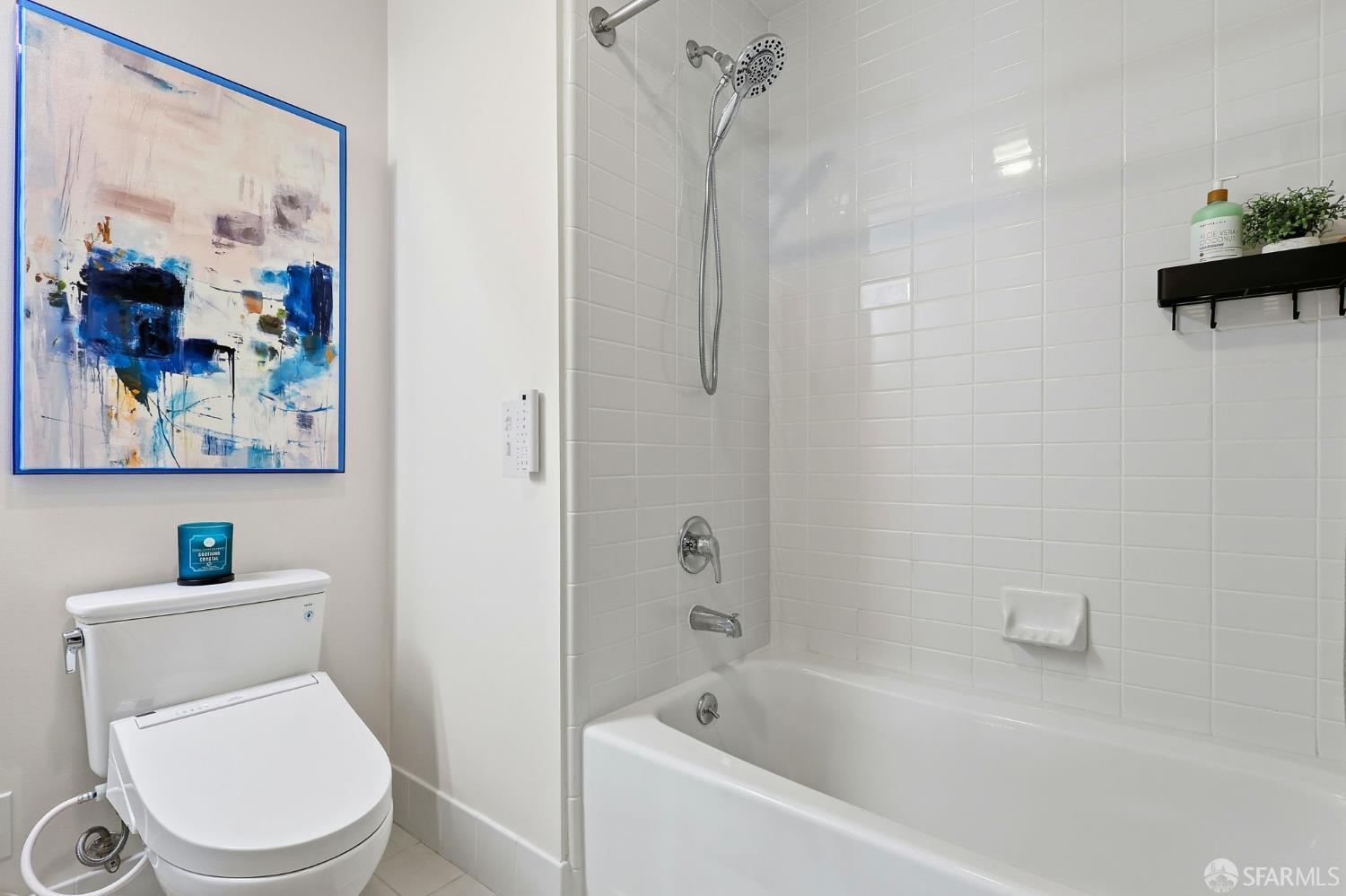 Photo #9: 425086313 Listing: Photo #9