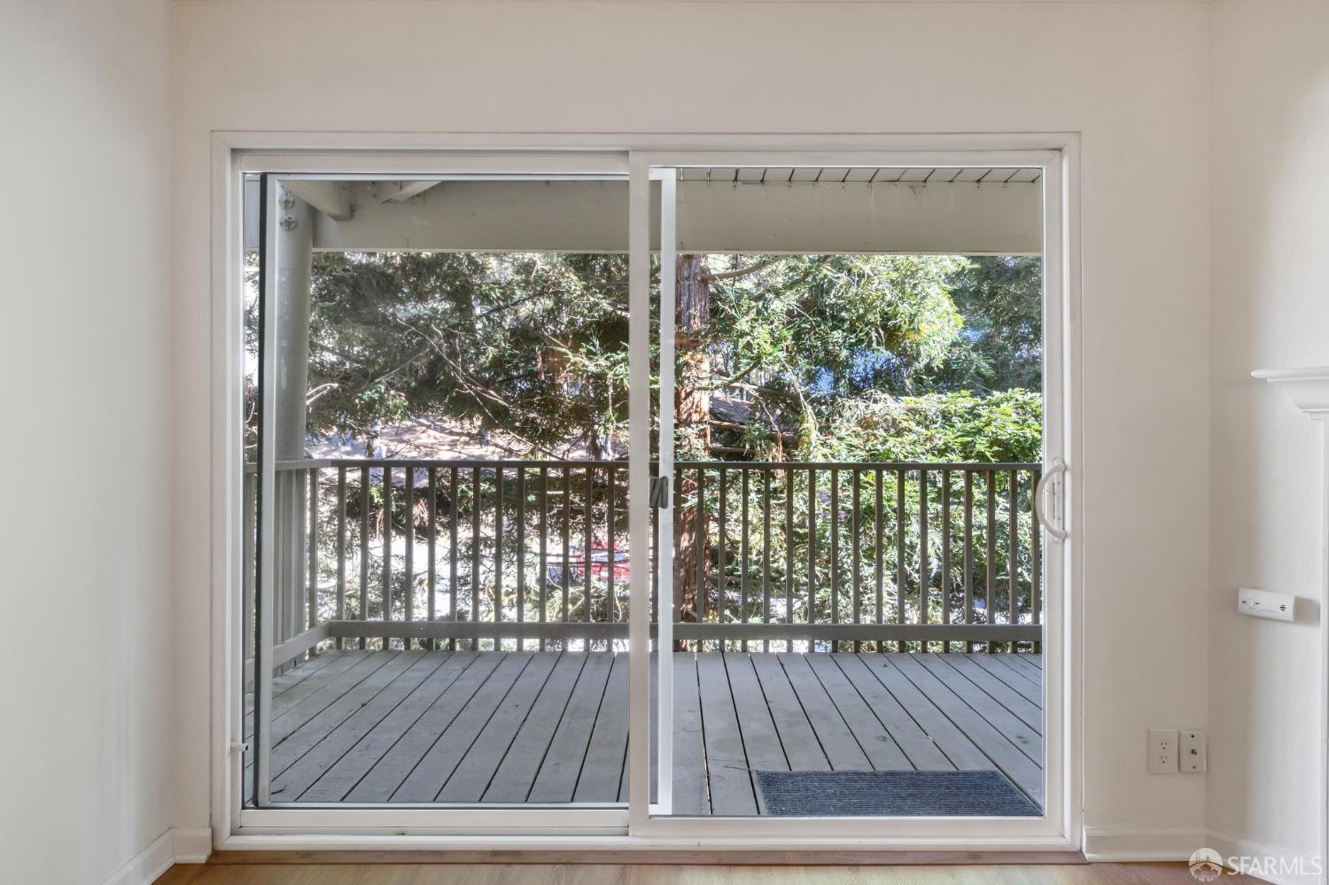 Detail Gallery Image 9 of 39 For 368 Imperial Way #233,  Daly City,  CA 94015 - 2 Beds | 2 Baths