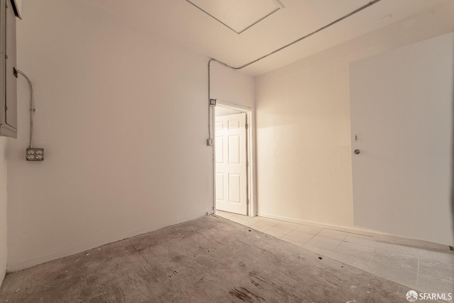 Detail Gallery Image 4 of 14 For 2748 San Bruno Ave, San Francisco,  CA 94134 - – Beds | – Baths