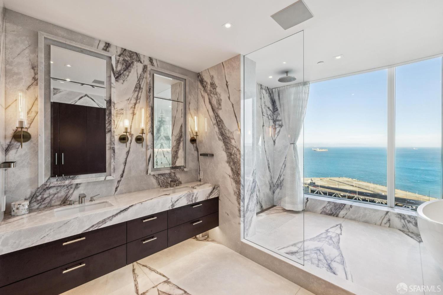 Detail Gallery Image 18 of 35 For 301 Main St 37b,  San Francisco,  CA 94105 - 3 Beds | 3/1 Baths