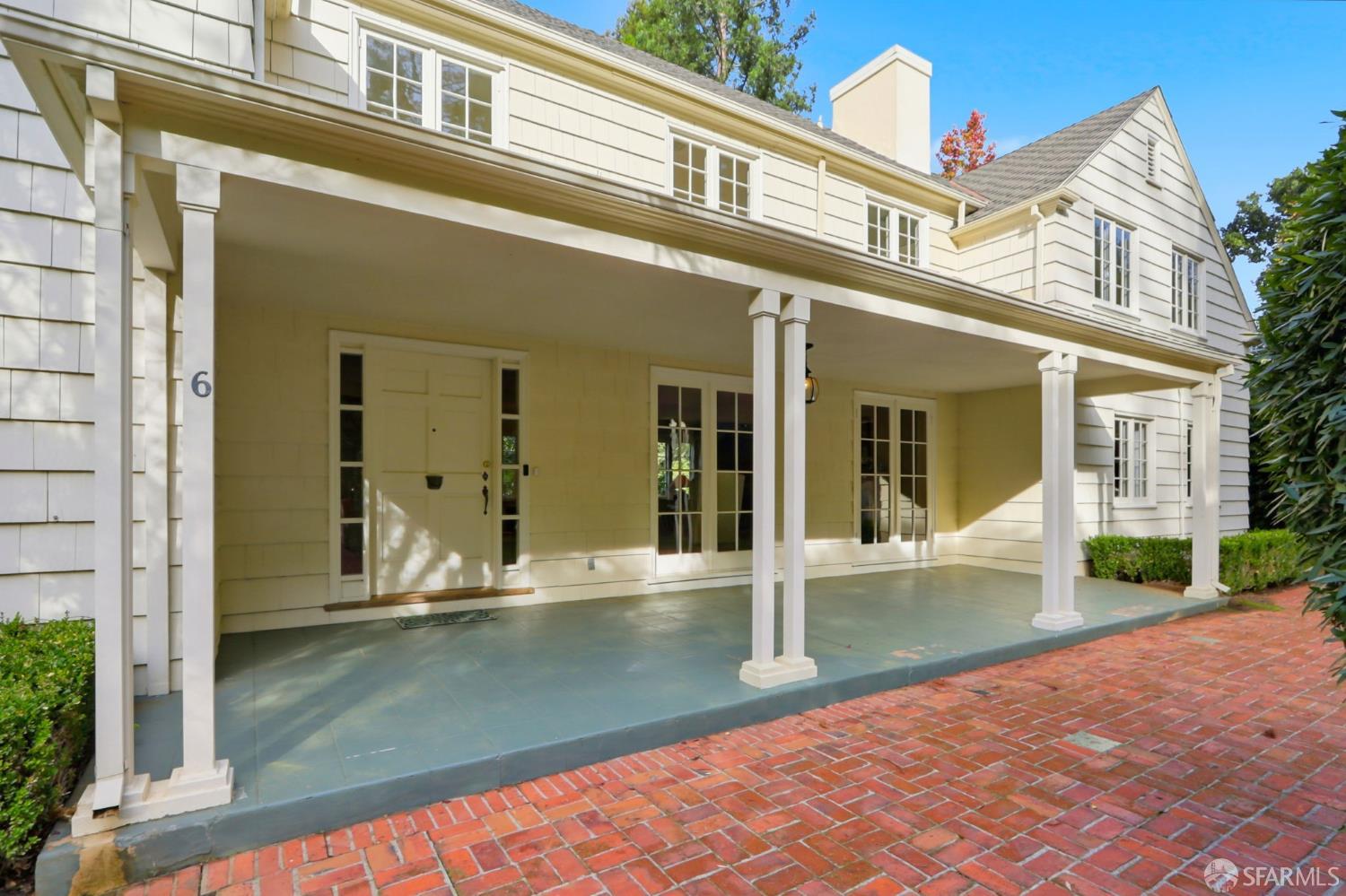 Detail Gallery Image 49 of 53 For 6 Cypress Ct, Los Altos,  CA 94022 - 5 Beds | 3/2 Baths