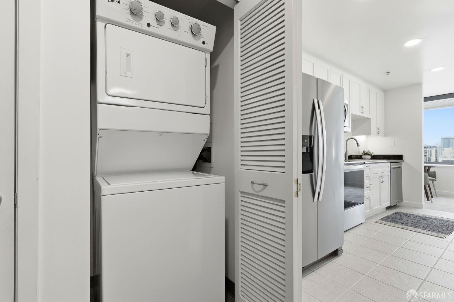 Photo #8: 425086313 Listing: Photo #8