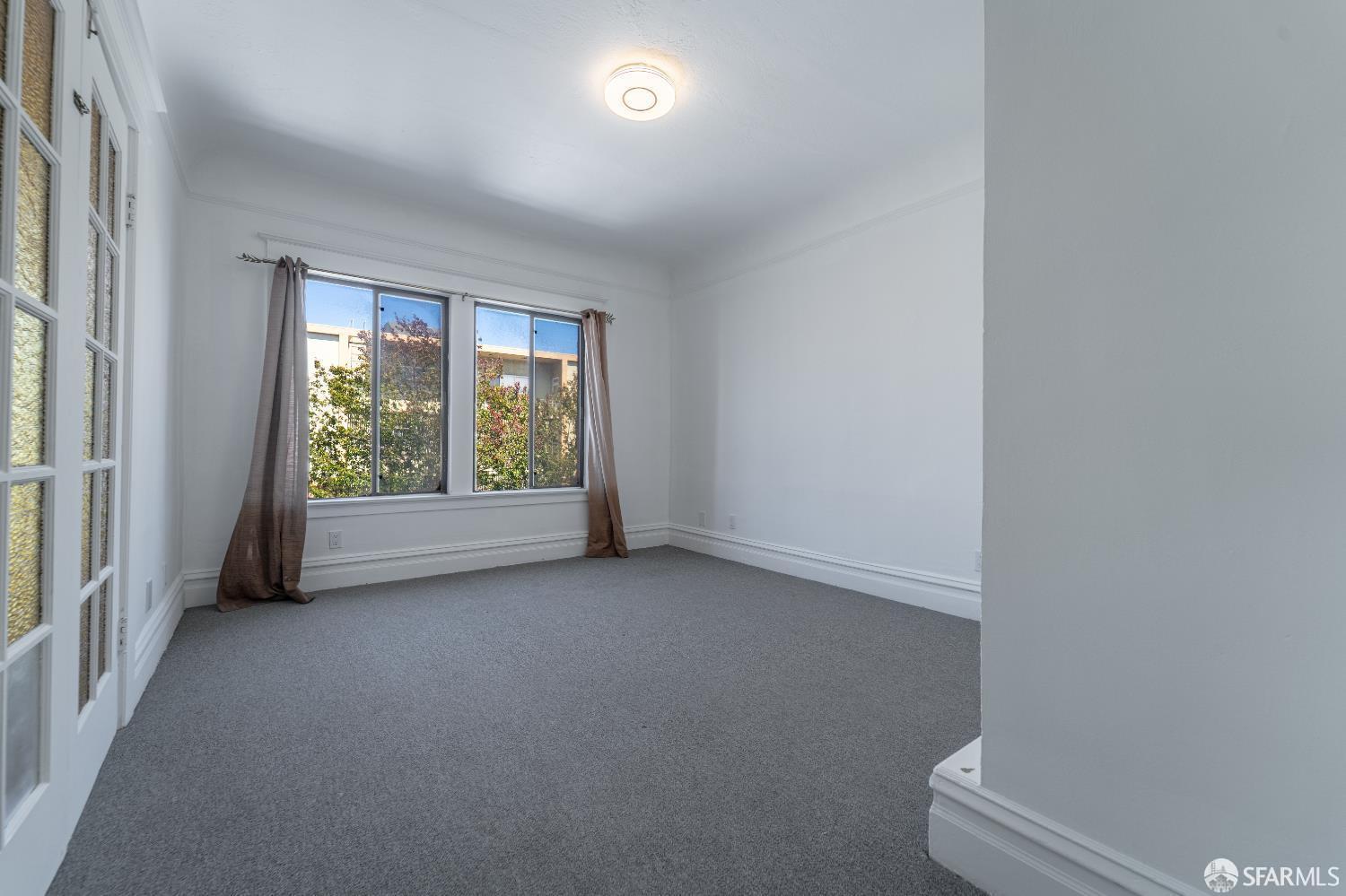 Detail Gallery Image 5 of 11 For 2748 San Bruno Ave a,  San Francisco,  CA 94134 - 2 Beds | 1/1 Baths