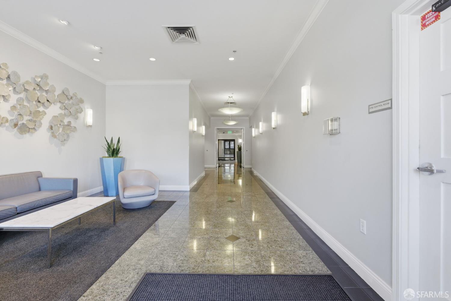 Detail Gallery Image 8 of 60 For 140 South Van Ness Ave #417,  San Francisco,  CA 94103 - 1 Beds | 1/1 Baths