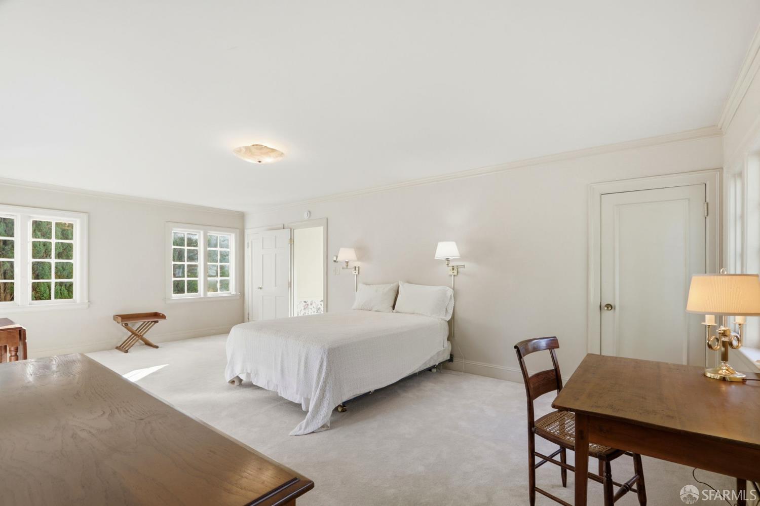 Detail Gallery Image 36 of 53 For 6 Cypress Ct, Los Altos,  CA 94022 - 5 Beds | 3/2 Baths