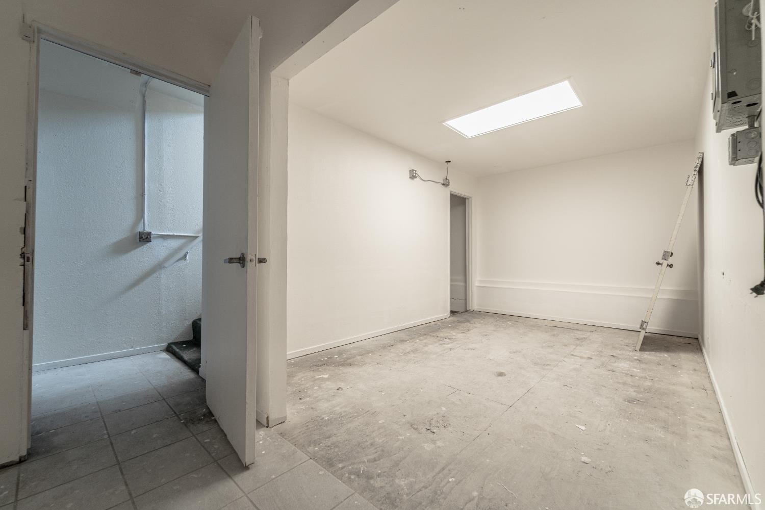 Detail Gallery Image 11 of 14 For 2748 San Bruno Ave, San Francisco,  CA 94134 - – Beds | – Baths