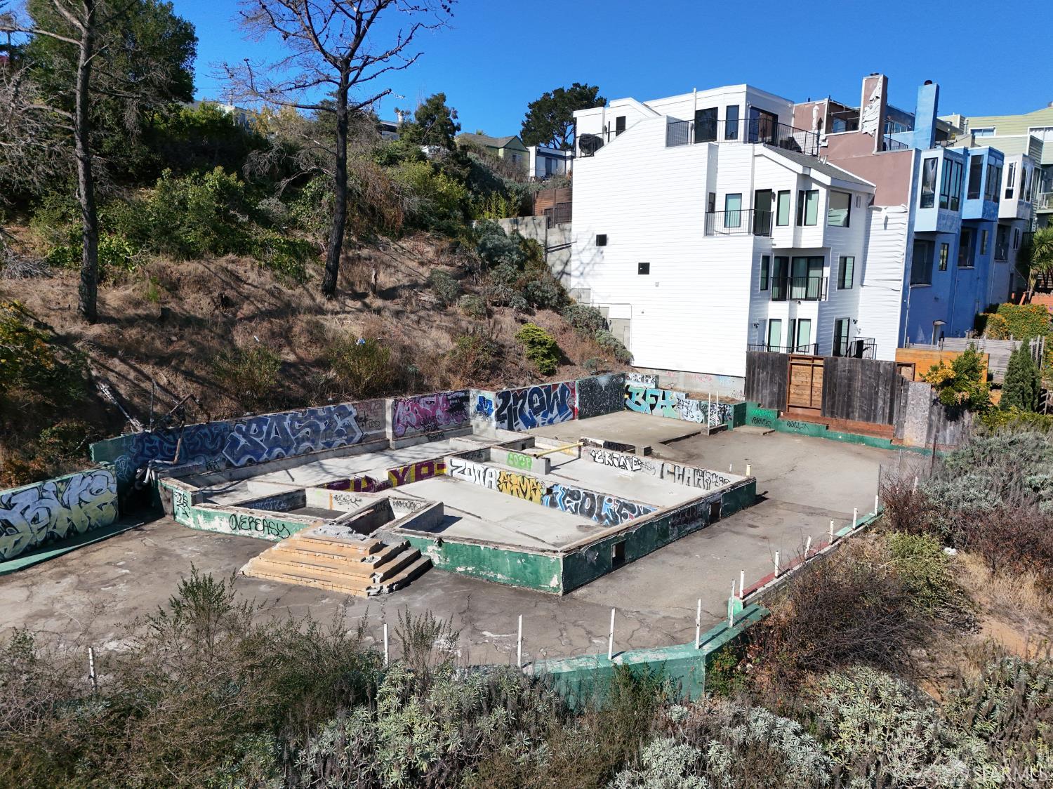 Detail Gallery Image 25 of 35 For 400 Franconia St, San Francisco,  CA 94110 - 5 Beds | 4/1 Baths