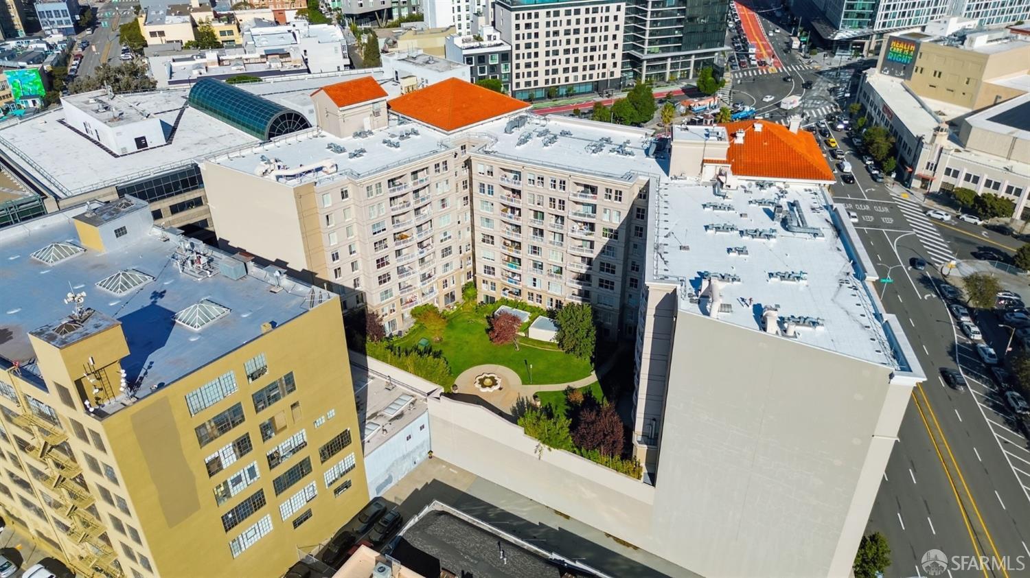 Detail Gallery Image 4 of 60 For 140 South Van Ness Ave #417,  San Francisco,  CA 94103 - 1 Beds | 1/1 Baths