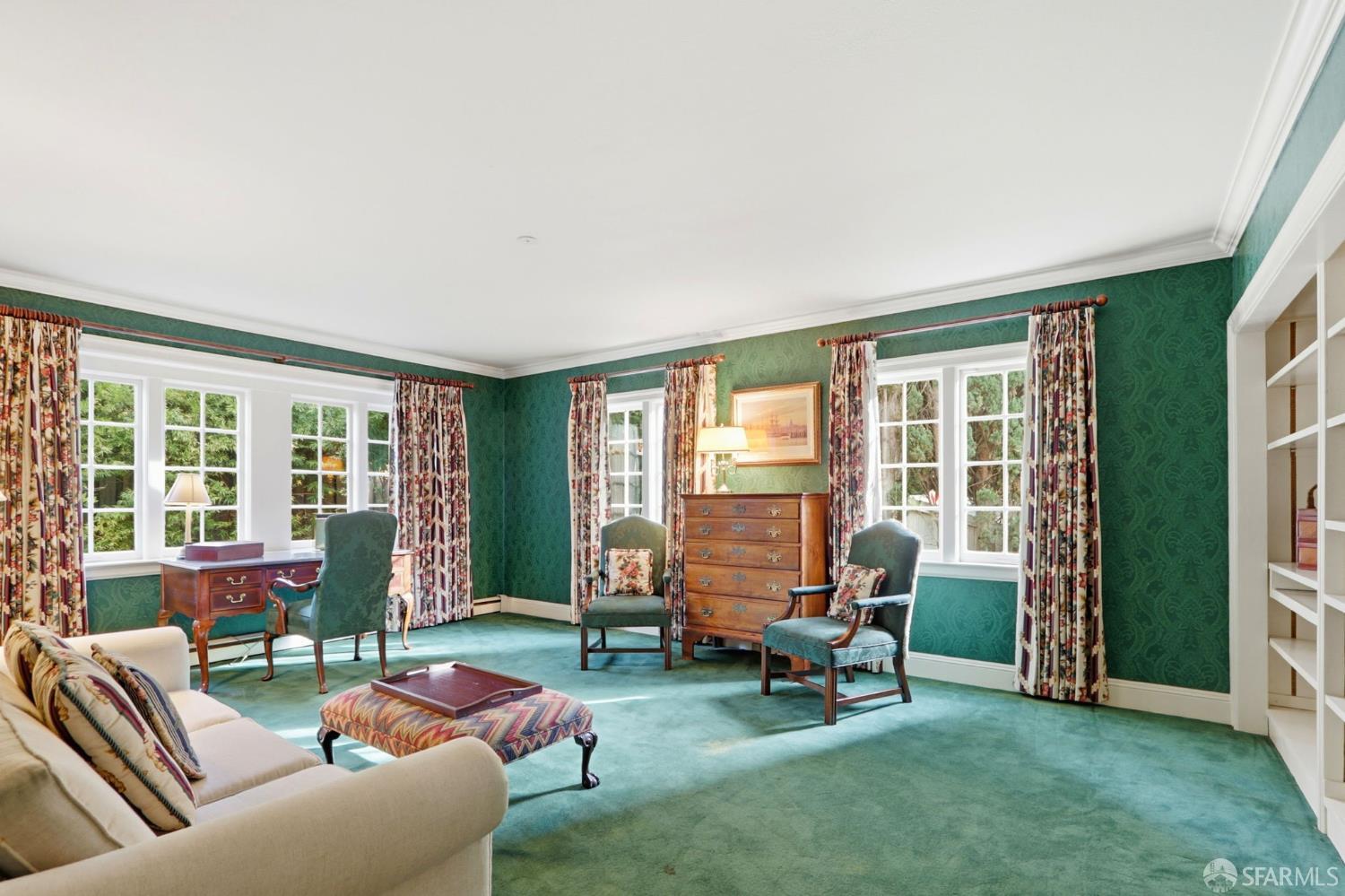 Detail Gallery Image 21 of 53 For 6 Cypress Ct, Los Altos,  CA 94022 - 5 Beds | 3/2 Baths