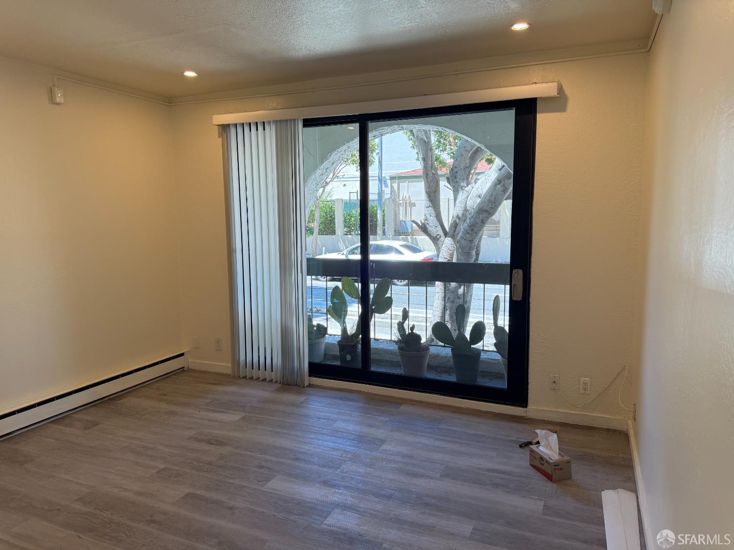 Detail Gallery Image 8 of 11 For 407 Sanchez St #2320,  San Francisco,  CA 94114 - 1 Beds | 1 Baths