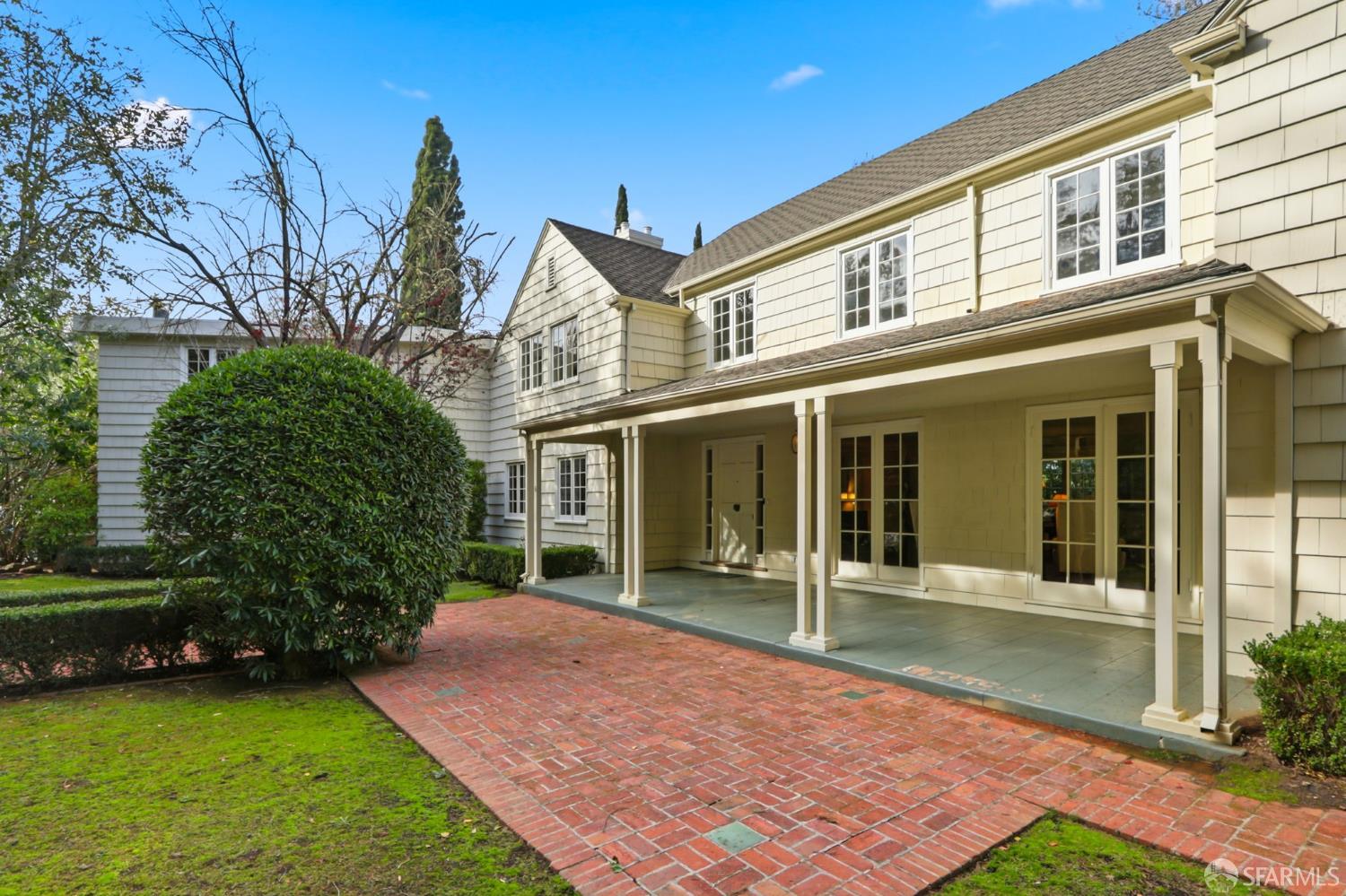 Detail Gallery Image 50 of 53 For 6 Cypress Ct, Los Altos,  CA 94022 - 5 Beds | 3/2 Baths