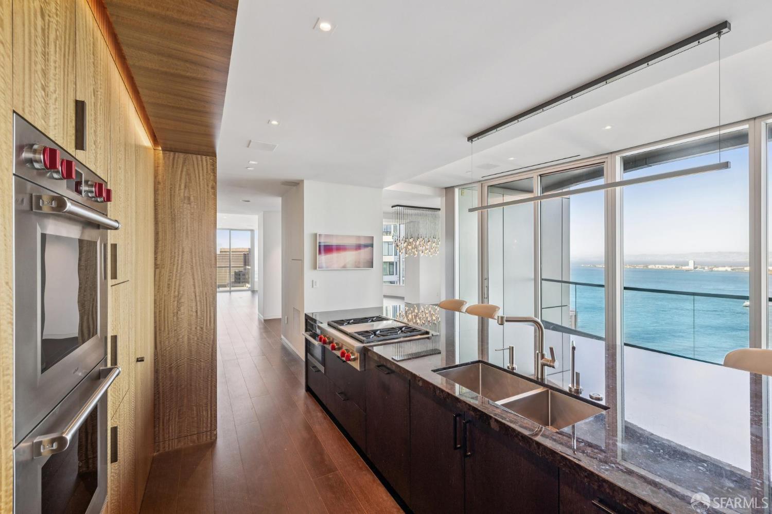 Detail Gallery Image 7 of 35 For 301 Main St 37b,  San Francisco,  CA 94105 - 3 Beds | 3/1 Baths