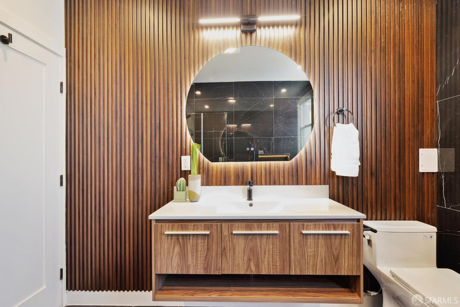 Detail Gallery Image 14 of 28 For 1234 Francisco St #6,  San Francisco,  CA 94109 - 2 Beds | 2 Baths