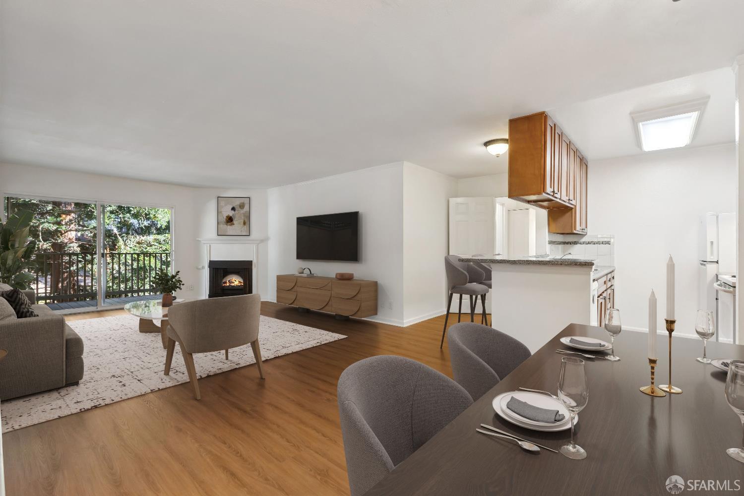 Detail Gallery Image 4 of 39 For 368 Imperial Way #233,  Daly City,  CA 94015 - 2 Beds | 2 Baths