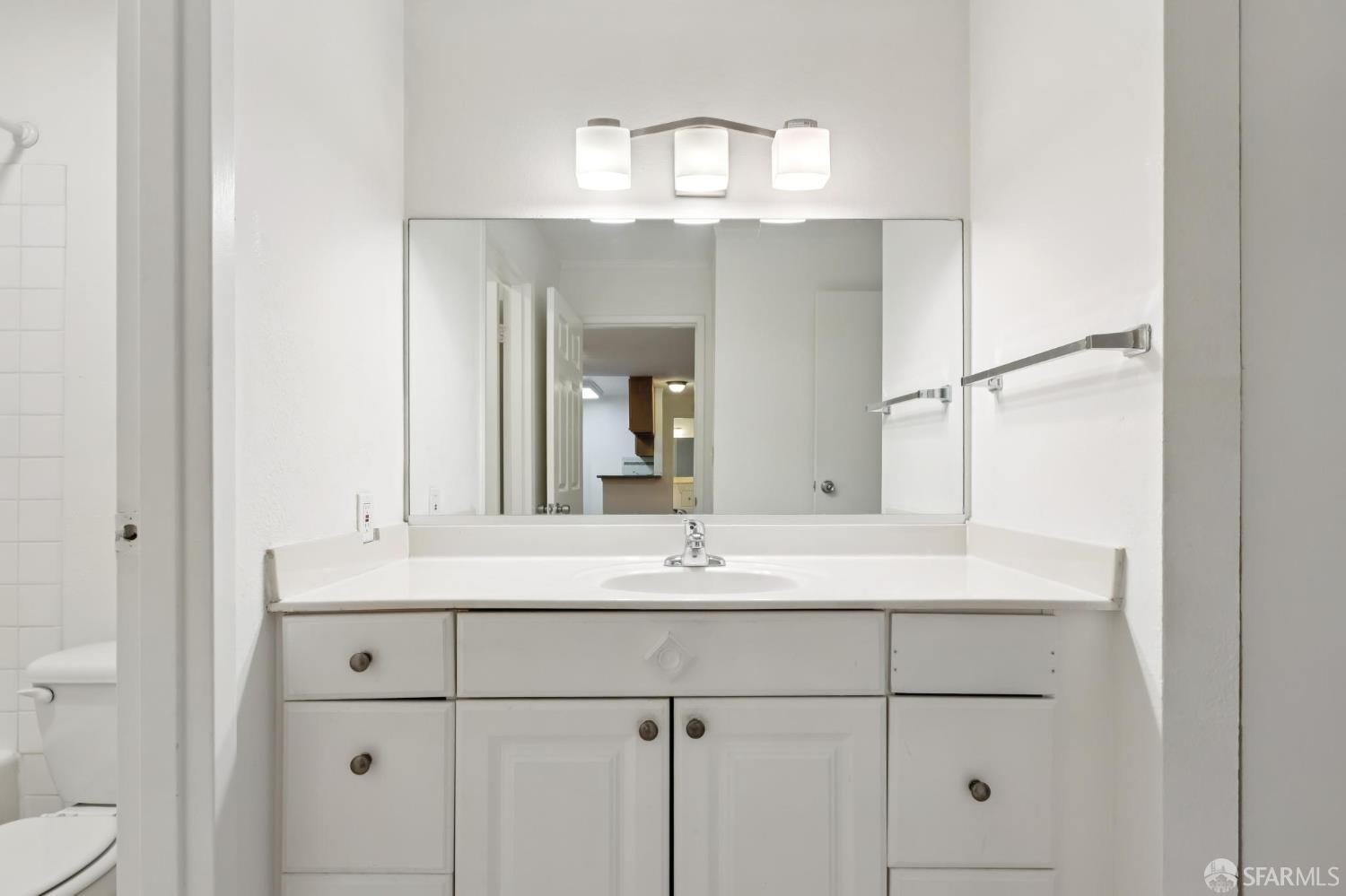 Detail Gallery Image 17 of 39 For 368 Imperial Way #233,  Daly City,  CA 94015 - 2 Beds | 2 Baths