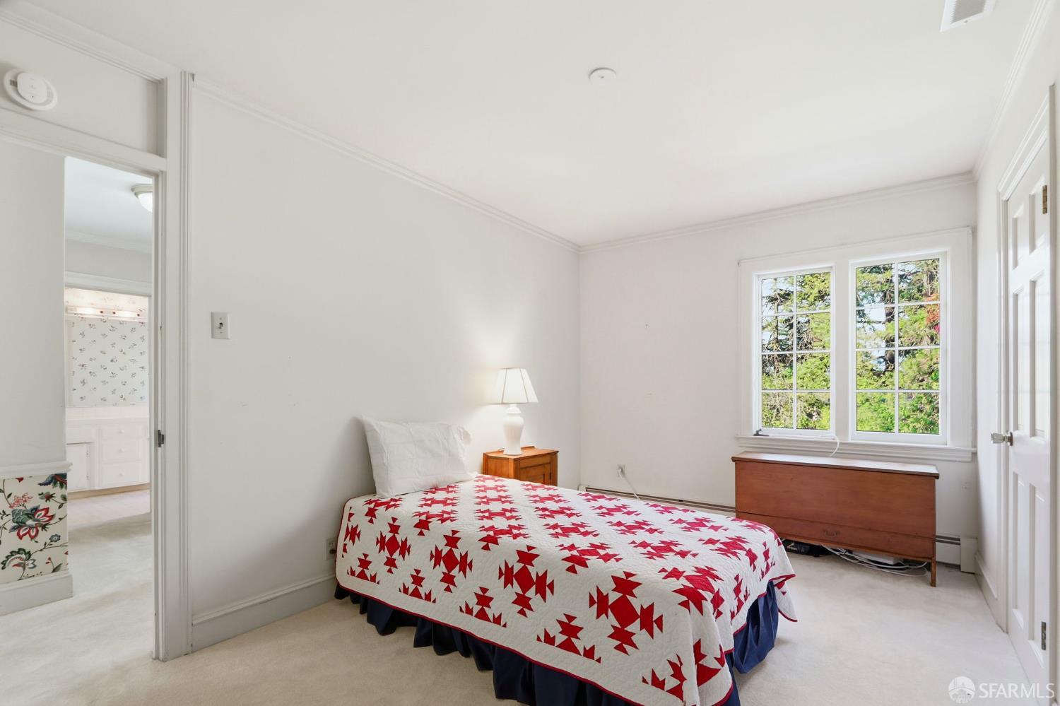 Detail Gallery Image 44 of 53 For 6 Cypress Ct, Los Altos,  CA 94022 - 5 Beds | 3/2 Baths