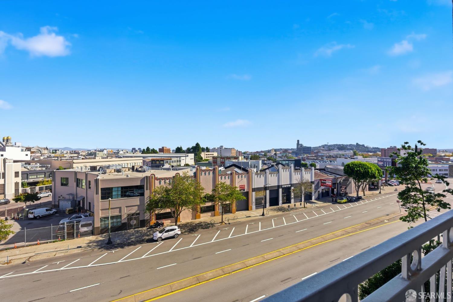 Detail Gallery Image 29 of 60 For 140 South Van Ness Ave #417,  San Francisco,  CA 94103 - 1 Beds | 1/1 Baths