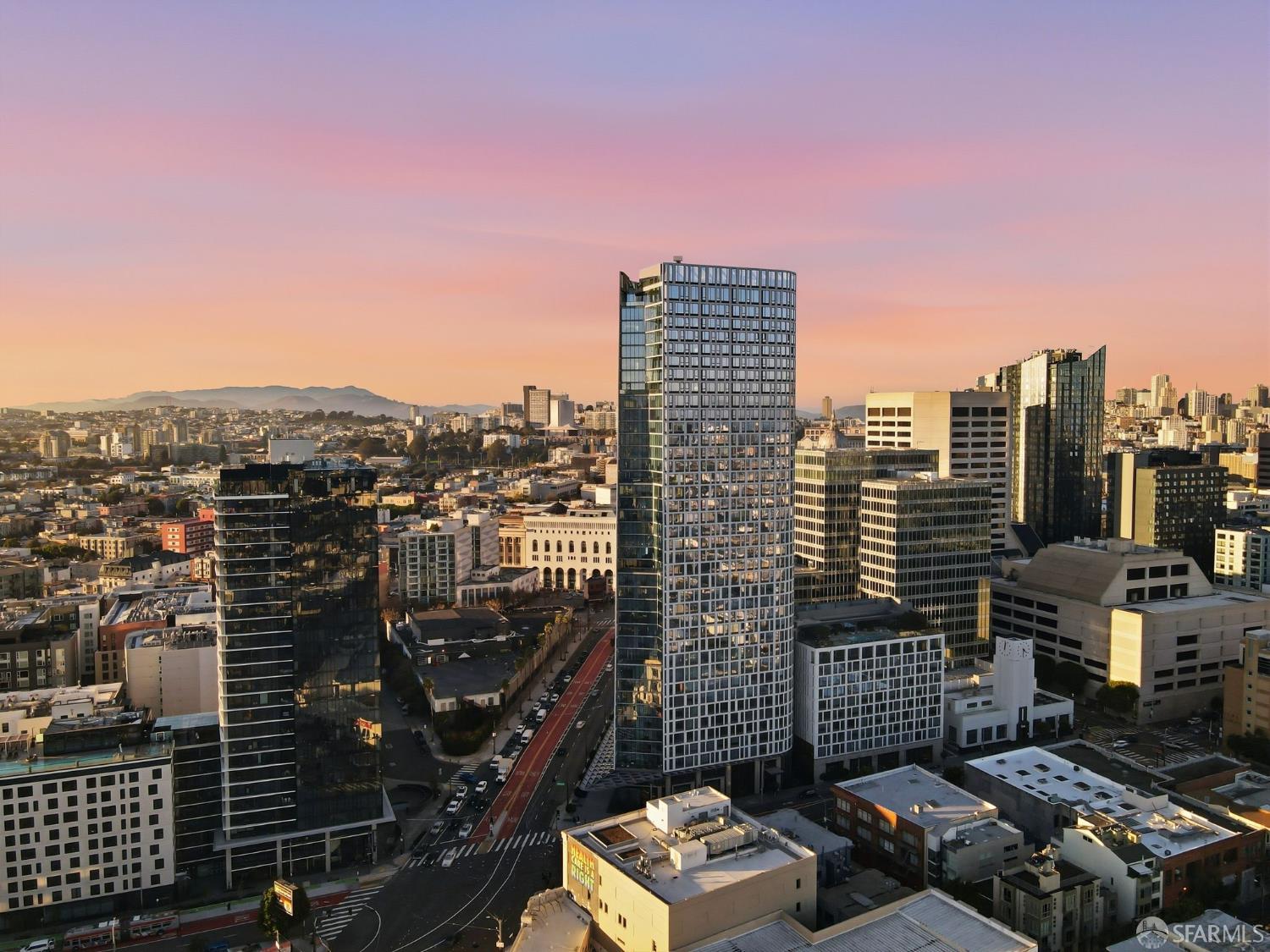 Detail Gallery Image 59 of 60 For 140 South Van Ness Ave #417,  San Francisco,  CA 94103 - 1 Beds | 1/1 Baths