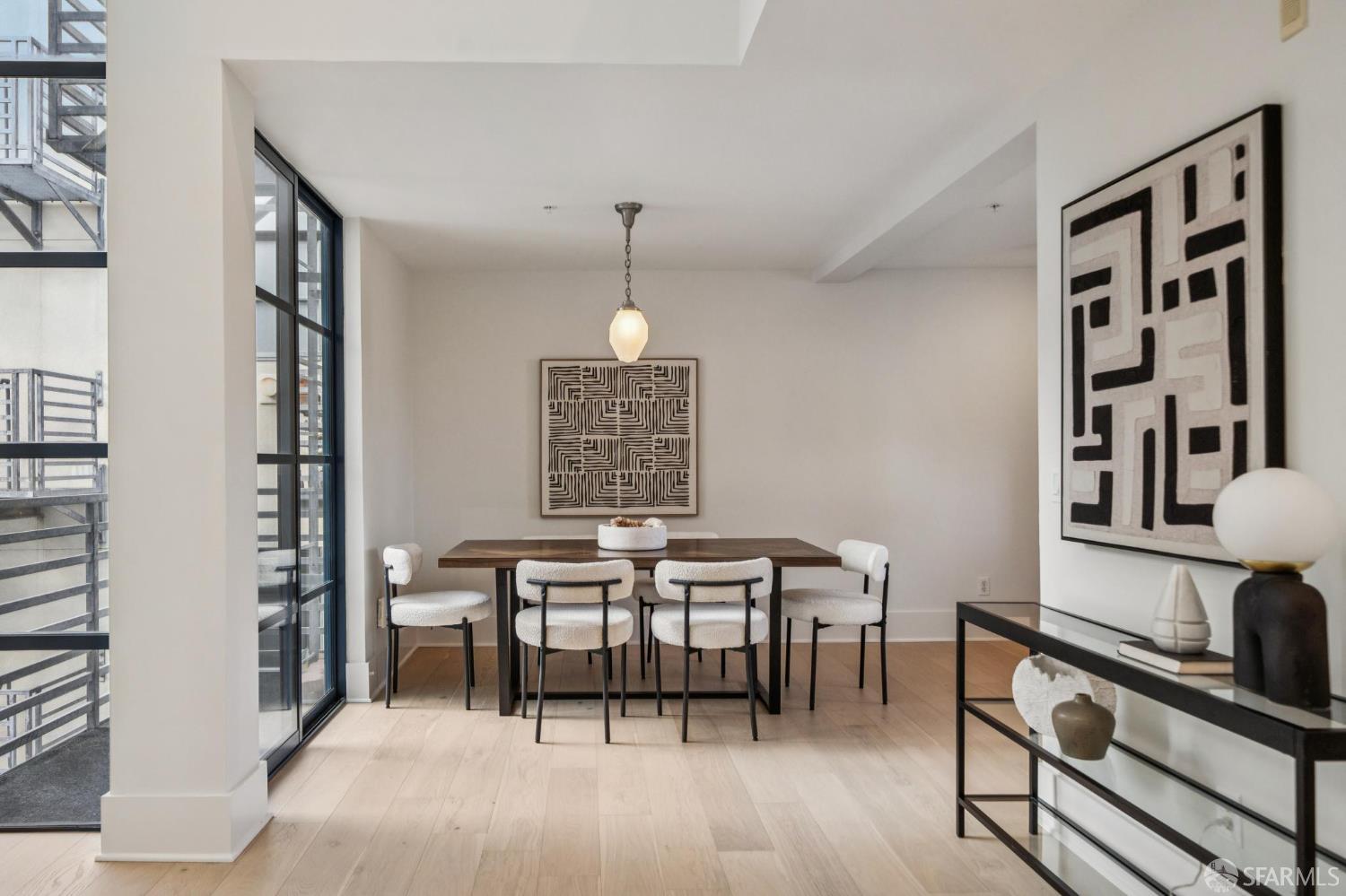 Photo #9: 425086513 Listing: Photo #9