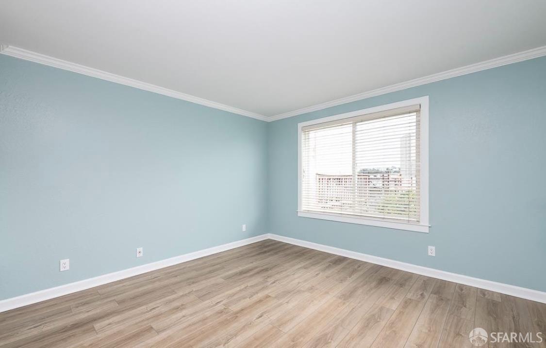 Detail Gallery Image 13 of 32 For 719 Banks St, San Francisco,  CA 94110 - 3 Beds | 2 Baths