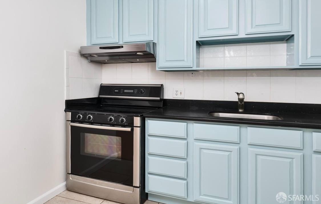 Detail Gallery Image 29 of 32 For 719 Banks St, San Francisco,  CA 94110 - 3 Beds | 2 Baths