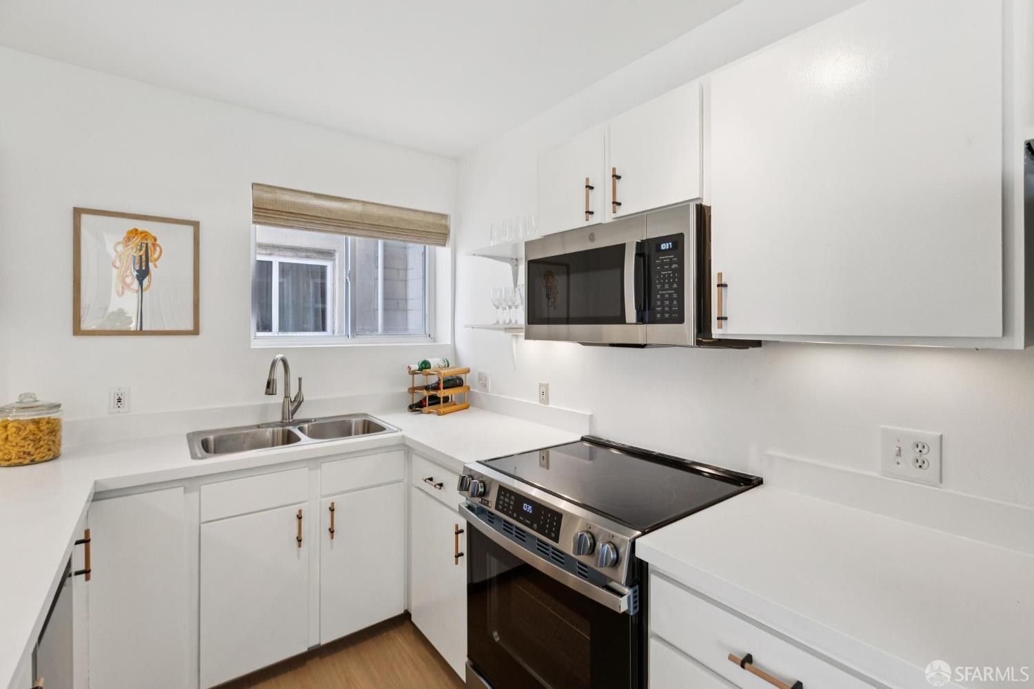 Photo #11: 425086291 Listing: Photo #11