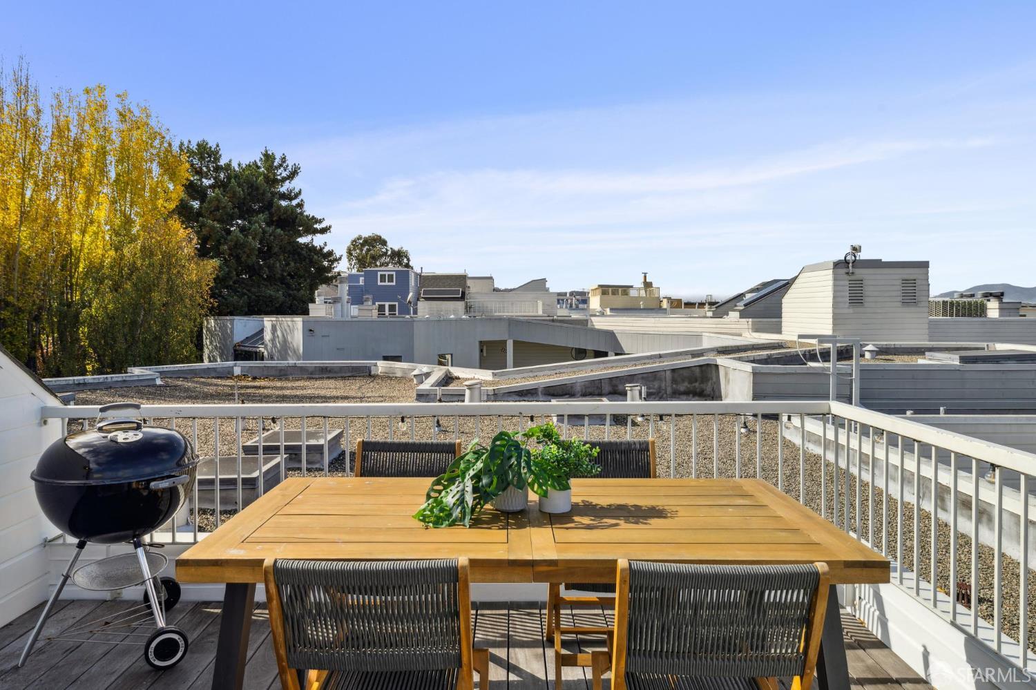 Detail Gallery Image 51 of 65 For 1755 Filbert St 1k,  San Francisco,  CA 94123 - 2 Beds | 1 Baths