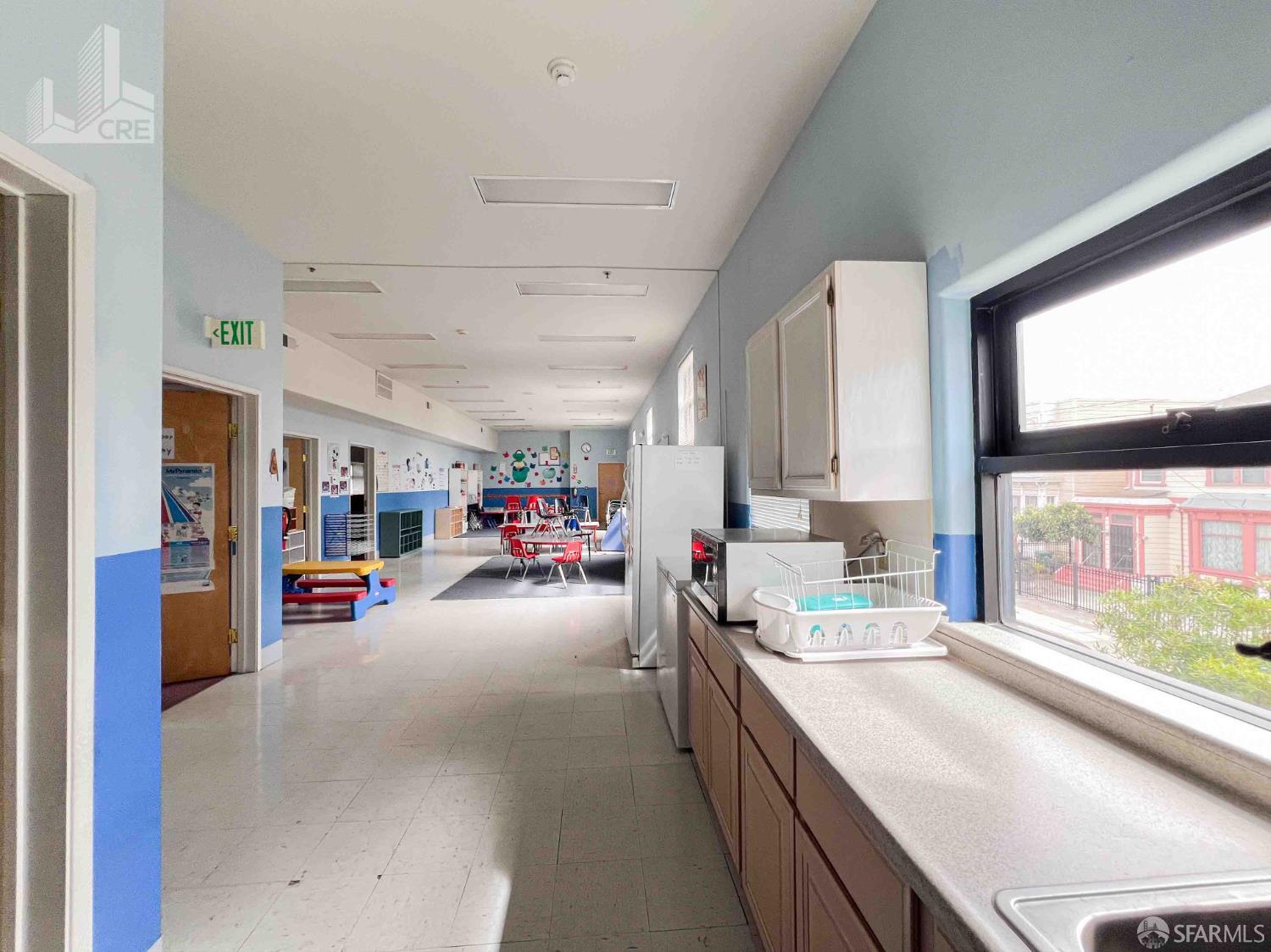 Detail Gallery Image 11 of 12 For 1011 7th Ave, Oakland,  CA 94606 - – Beds | – Baths