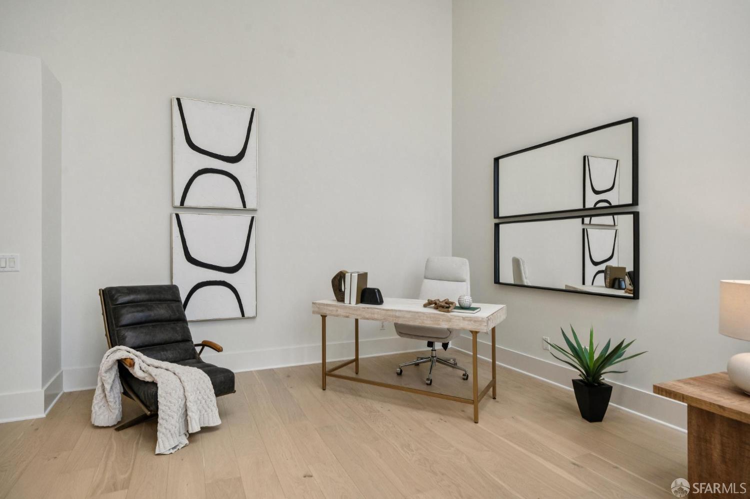 Photo #8: 425086513 Listing: Photo #8