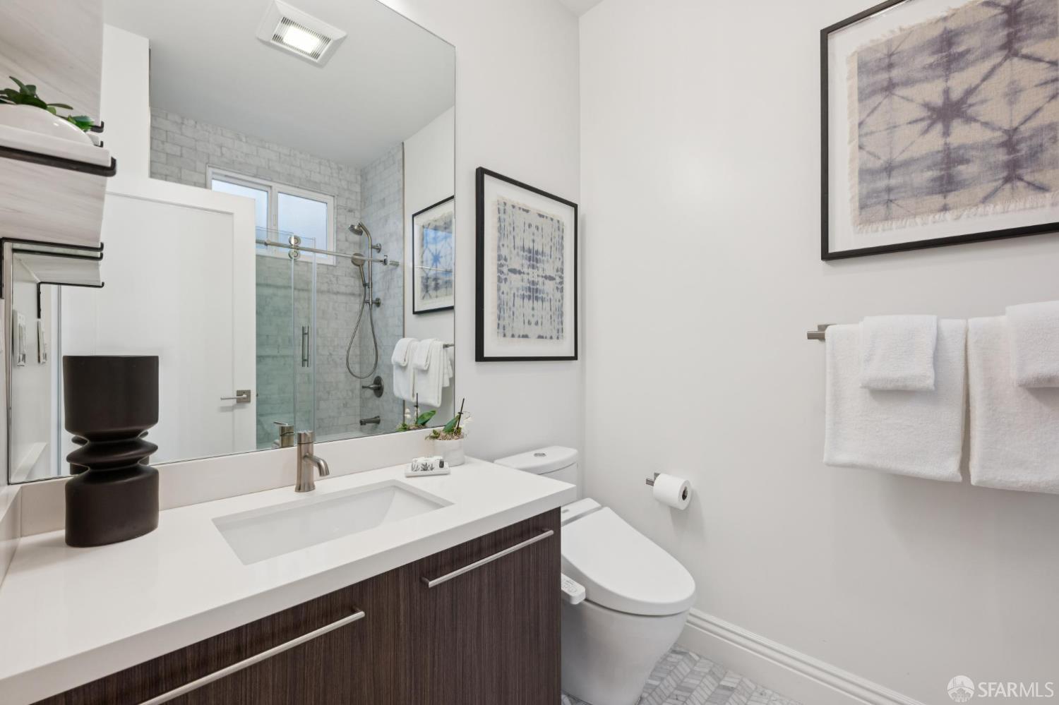 Detail Gallery Image 24 of 38 For 1070 Post St #4,  San Francisco,  CA 94109 - 3 Beds | 2 Baths