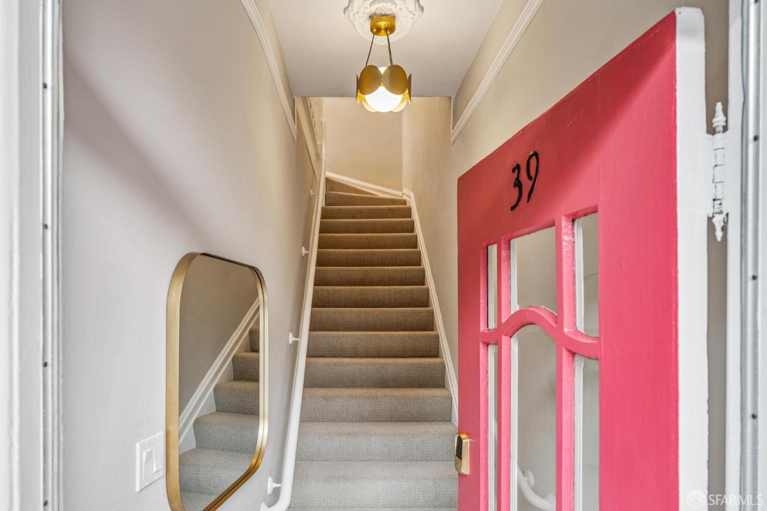 Photo #2: 425070471 Listing: Photo #2