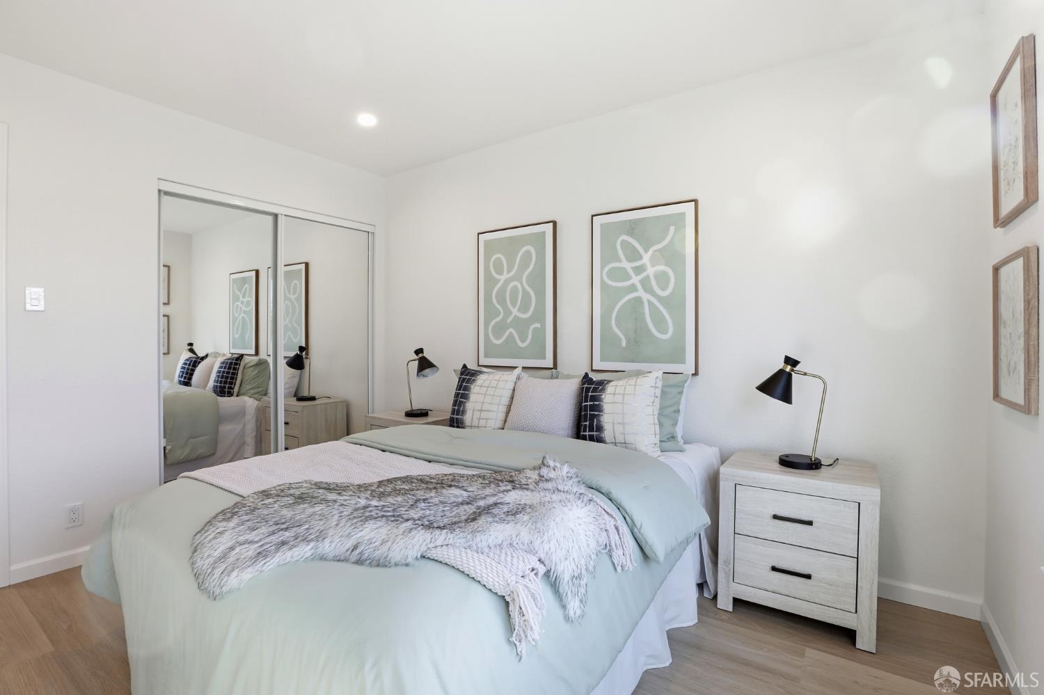 Detail Gallery Image 14 of 33 For 932 Hillside Blvd, Daly City,  CA 94014 - 4 Beds | 3 Baths