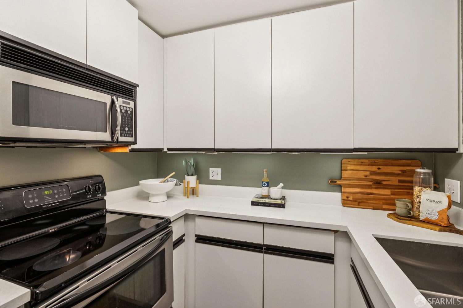 Detail Gallery Image 29 of 65 For 1755 Filbert St 1k,  San Francisco,  CA 94123 - 2 Beds | 1 Baths