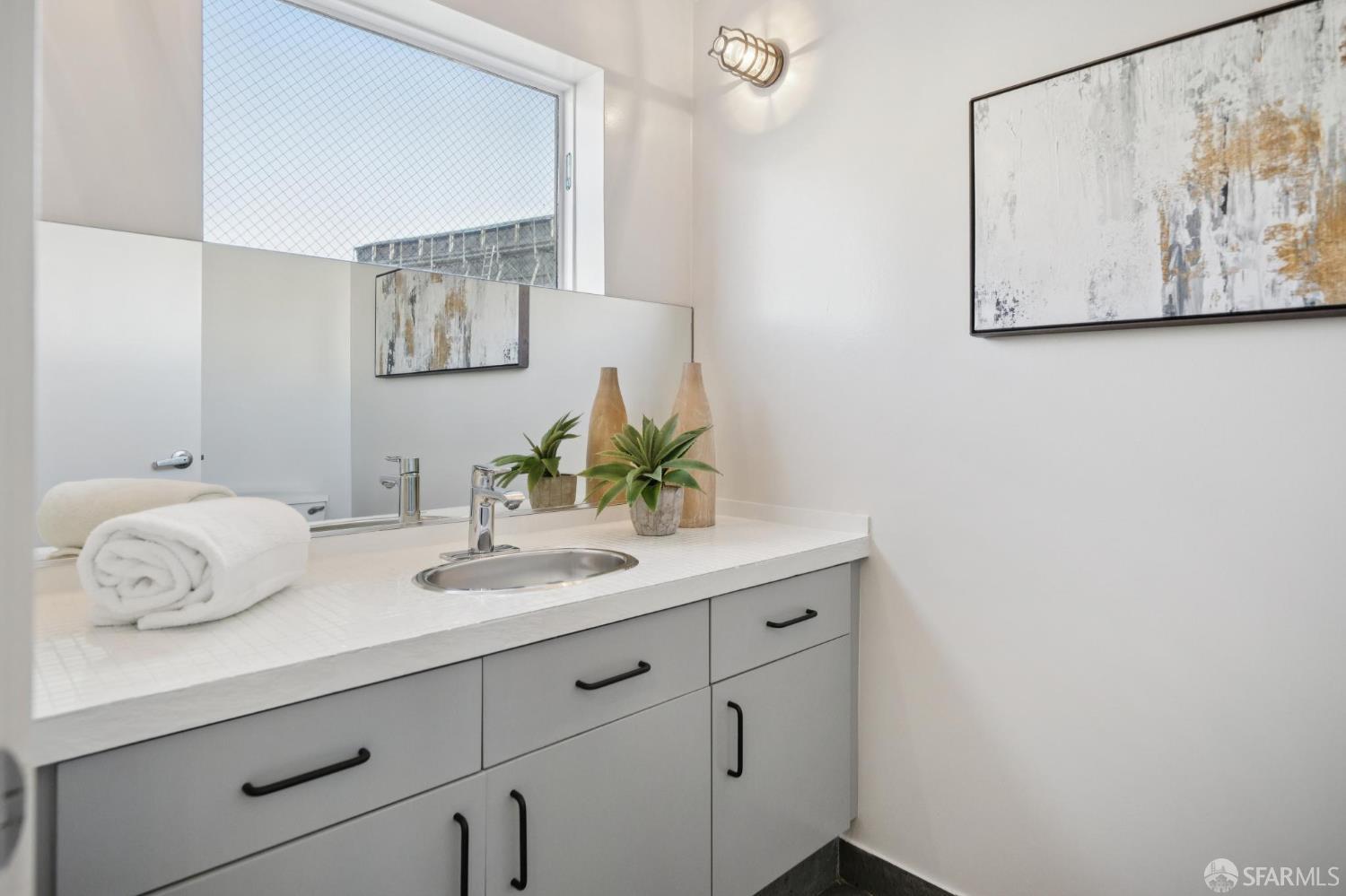 Photo #12: 425086513 Listing: Photo #12